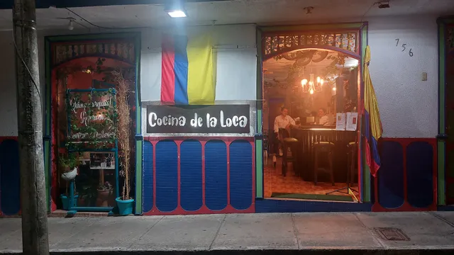 COCINA DE LA LOCA RESTAURANTE Gastro-Bar cafe (cocina-teatro veganos-vegetarianos- carnes- pizzas)Filandia-Quindio