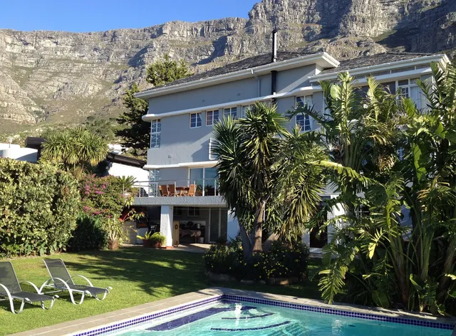 Villa Blue Sky Guesthouse