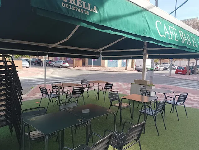 Restaurante El Huerto Jc1 / Comida Tradicional Casera / En plena ciudad de negocios