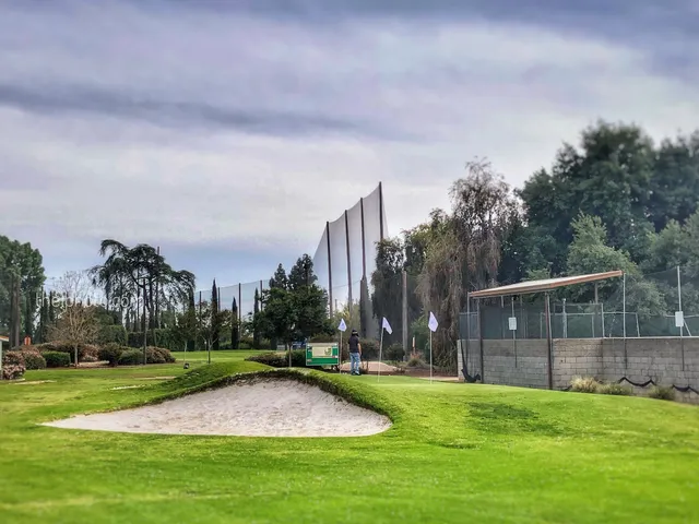 Glen Oaks Golf Course