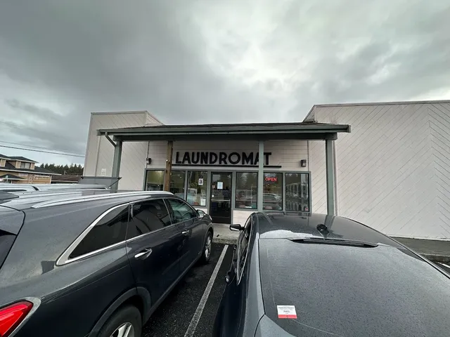 Cutten Plaza Laundromat