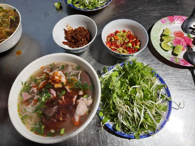 Bún Đêm Bà Ty (Bò - Giò - Ba chỉ)