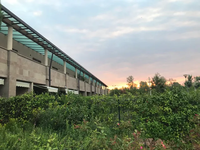 Residence Cosmopolitan Village