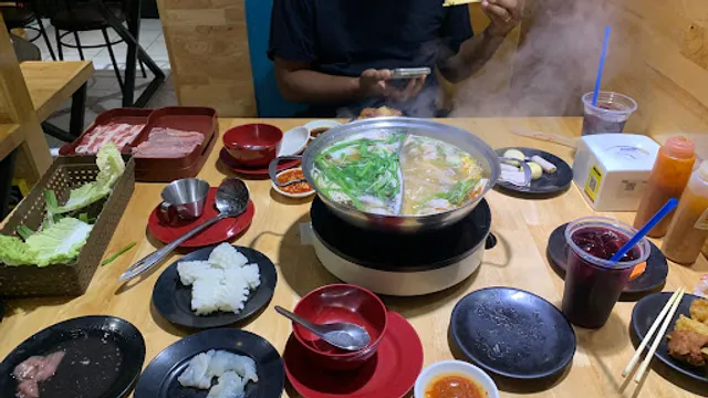 โอนิคุชาบู ภูเก็ต บุฟเฟต์ชาบู ปิ้งย่าง ซูชิ