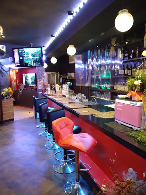 スナック ブルーム－ン