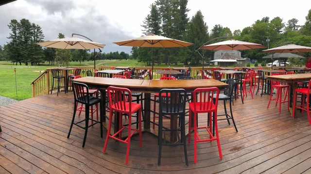 The Pines Bar and Grill