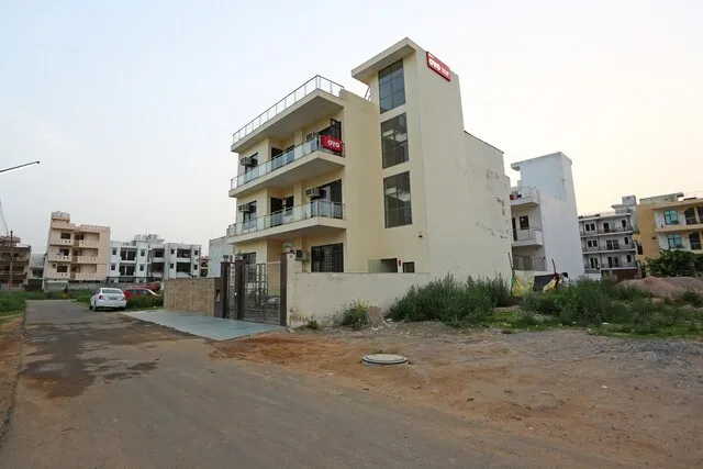 Collection O Shan Residency