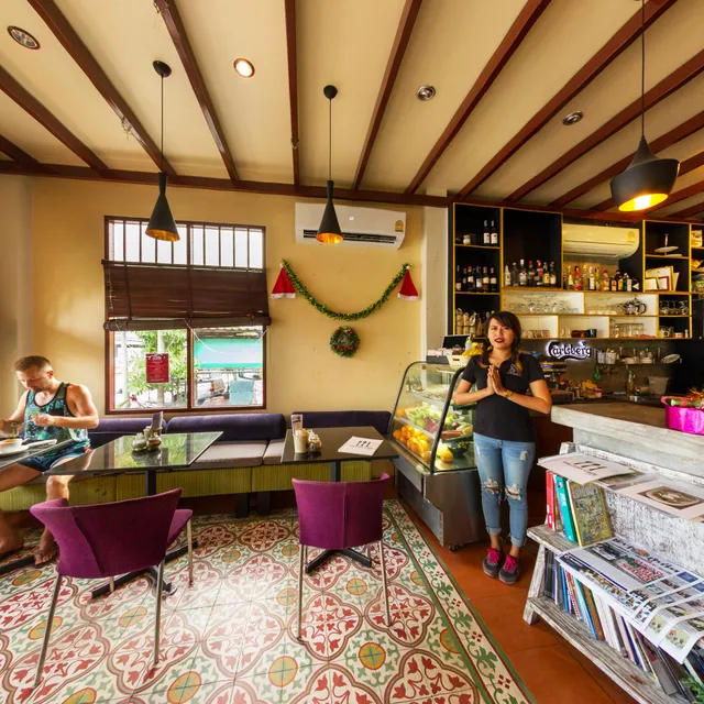 Gallery Cafe Chalong