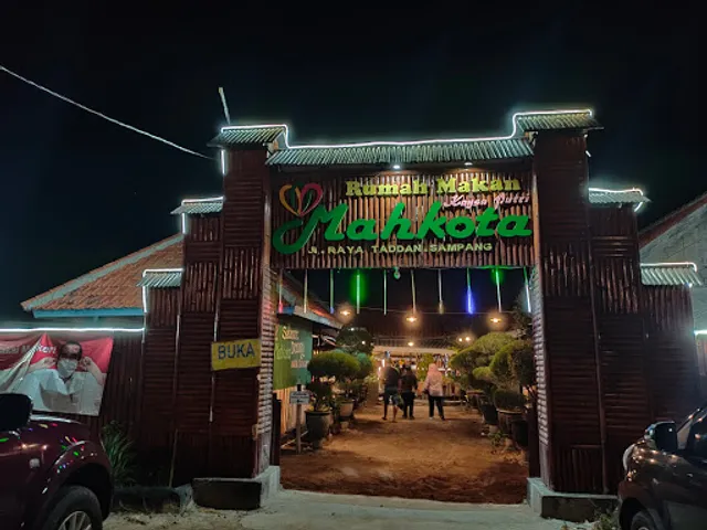 RM Mahkota Kaysa Putri