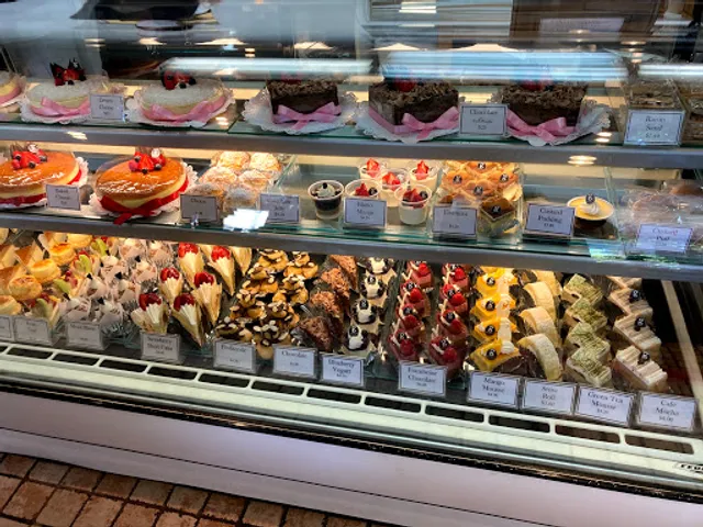 Bonjour French Pastry