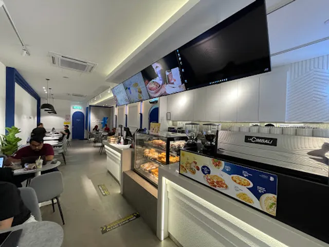 ZUS Coffee - Jalan Dwitasik 1, Bandar Sri Permaisuri