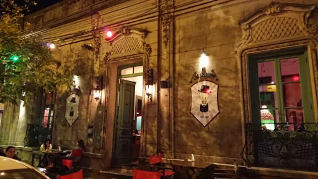 Los Iriondo casa-bar