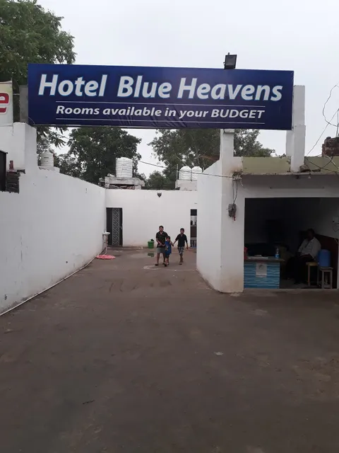 Hotel Blue Heavens