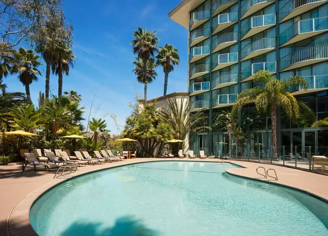 DoubleTree by Hilton Hotel San Diego - Hotel Circle