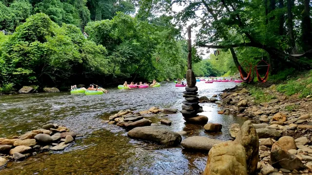 RIVERVIEW CABIN at BEAR CREEK Cabins in Helen Ga