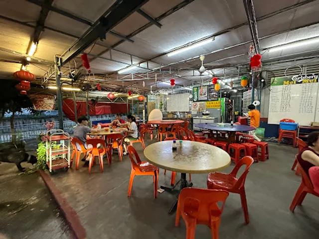 Restoran Little f&b corner 美味香家乡小食 (Riverview)