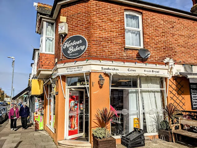 Harbour Bakery Driftwood Cafe