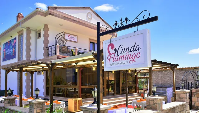 Cunda Flamingo Otel