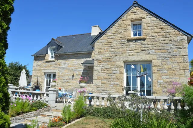Chambre Coquelicot dans Maisons bords de Rance