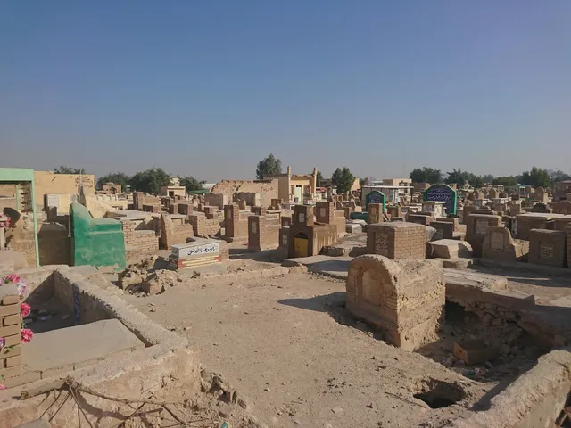 Peace Valley Najaf cemetery