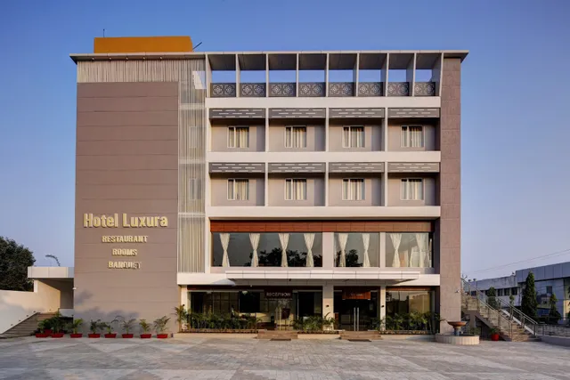 Hotel Luxura