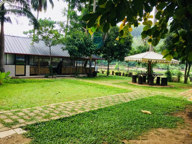 Bethania Resorts Athirappilly