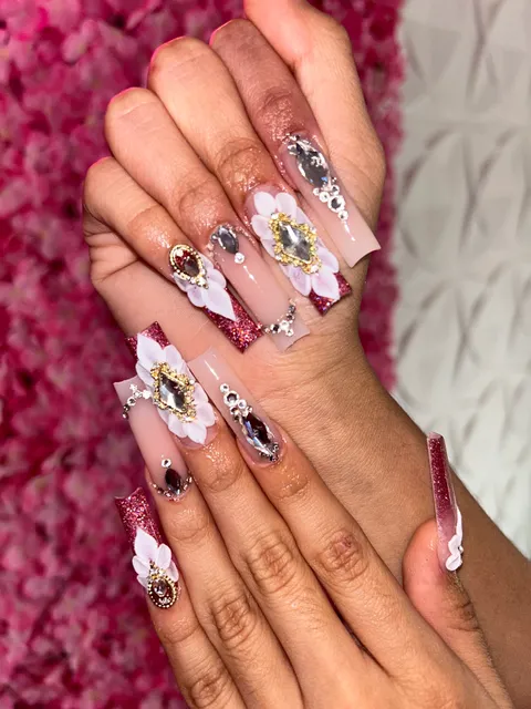 Alvarado's Beauty Salon