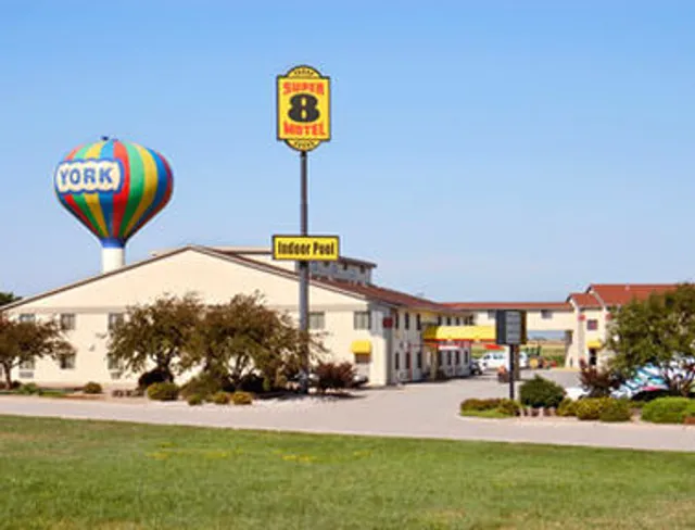 Super 8 by Wyndham York