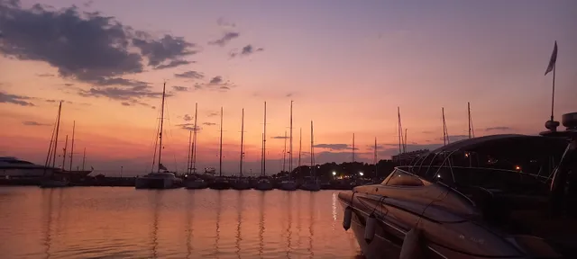 Comfortable Thermi Apartment Near SKG Airport