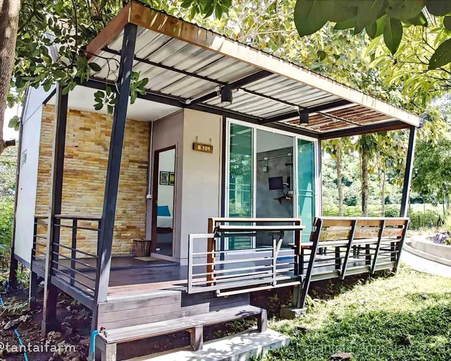 บ้านไร่แทนไท (Tantai Eco Farm Stay @Khao Yai)