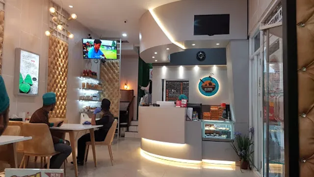 Restoran Harapan Corner Sentul, Bogor, Nasi Kebuli, Briyani, Mandhi Arab, Roti Canai, Martabak Malaysia, Teh Tarik, Halal