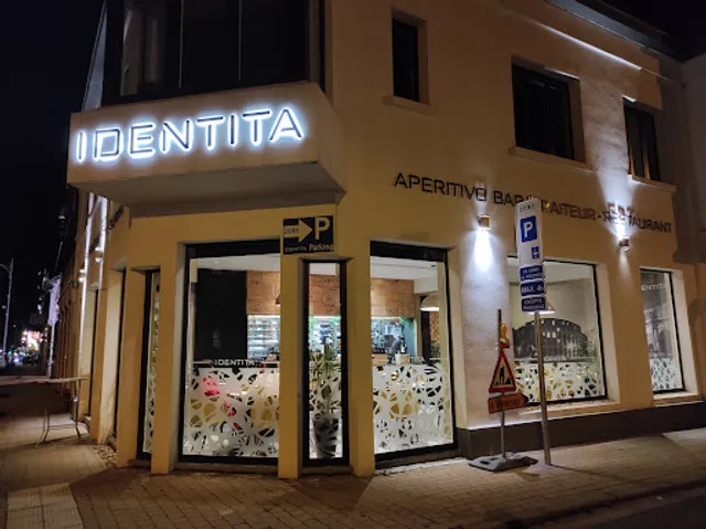 Identita