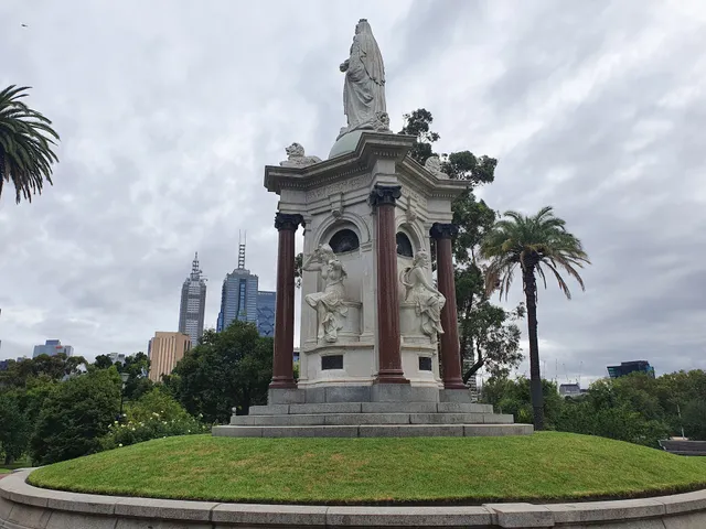 Queen Victoria Monument