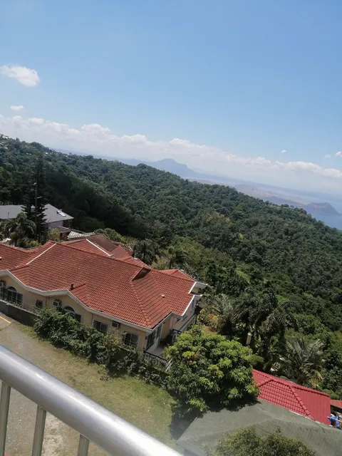 Sang yoo Mountain View Tagaytay Hotel - Taal Lake View