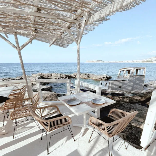 Karnagio | Seaside Wine Restaurant