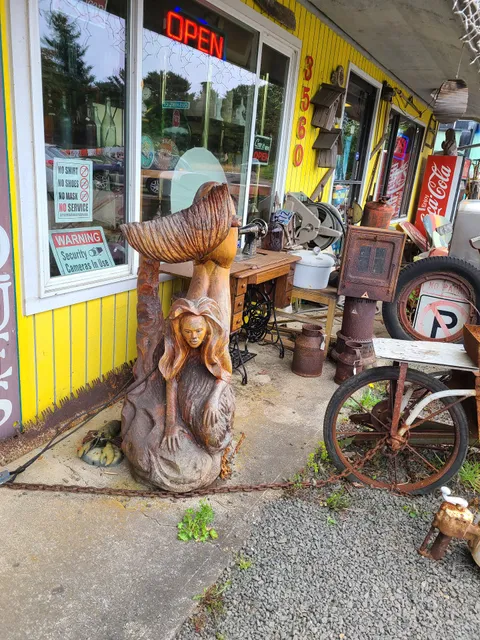 Time Capsule Antiques & More