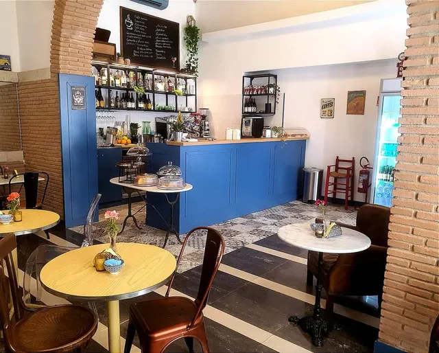 Wanna Be Free - Luggage on the move - Bar - Bistrot