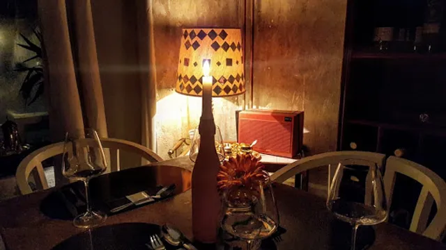 Spazio Antik & Nippes Italian Bistrot seit 2017