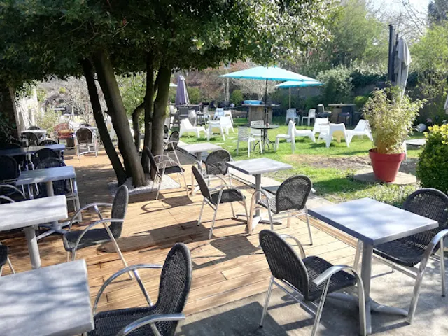 Restaurant La Pergola by Vintage