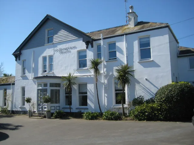 Gyllyngvase House