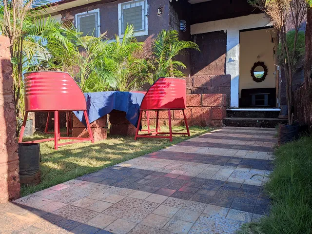 Hills And Valleys Resort