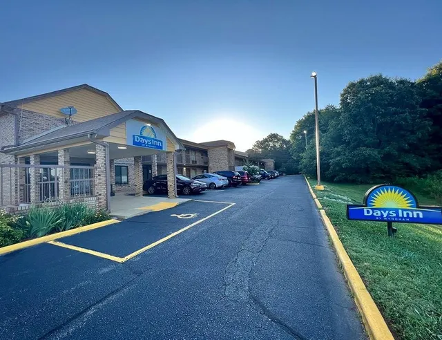 Days Inn by Wyndham King/Winston Salem Area