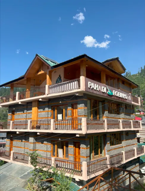 Pahadi Robinhood Hotel-Naggar