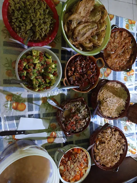 Cómida y antojitos mexicanos "DOÑA COCO"