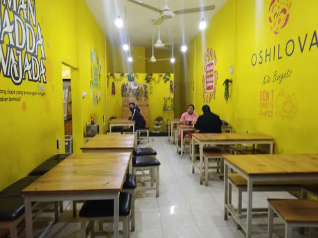 Ayam Geprek Oshilova - Sidokare