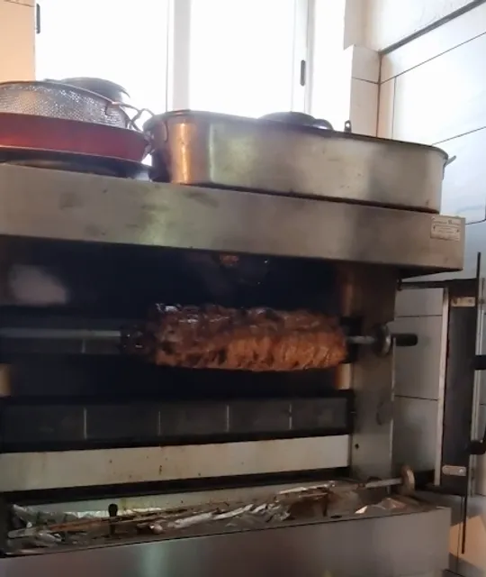 El Antler Bar & Restaurant