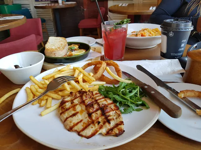 Bella Italia - Crawley