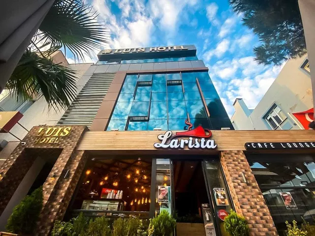 Luis Otel İzmir