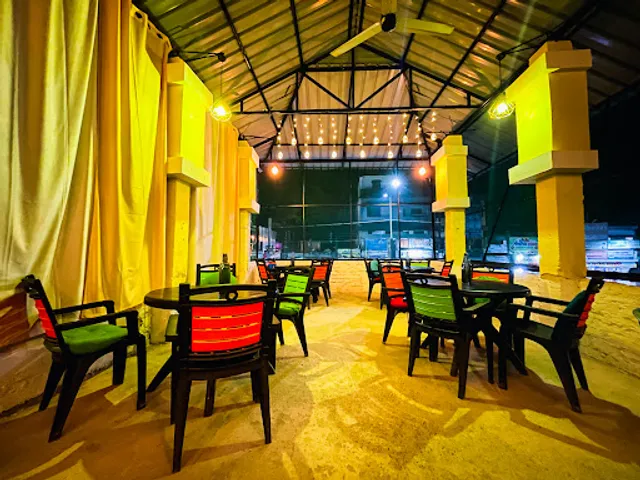 দ্যা বক্সা ফিডার কফি হাউস ☕