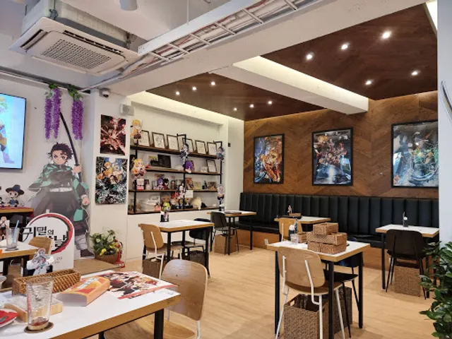 Ufotable & Machi Asobi Cafe Hongdae